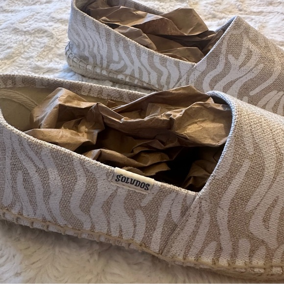 Soludos Canvas Zebra Print Dali Flat Espadrilles Size 9 - Picture 8 of 10